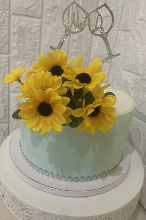 Stunning Sunflower Wedding Cake